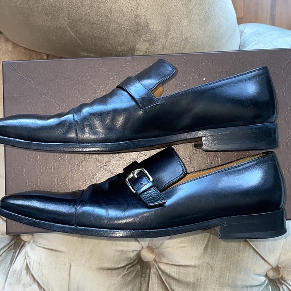 Authentic Gucci shoes - Picture 3 of 16